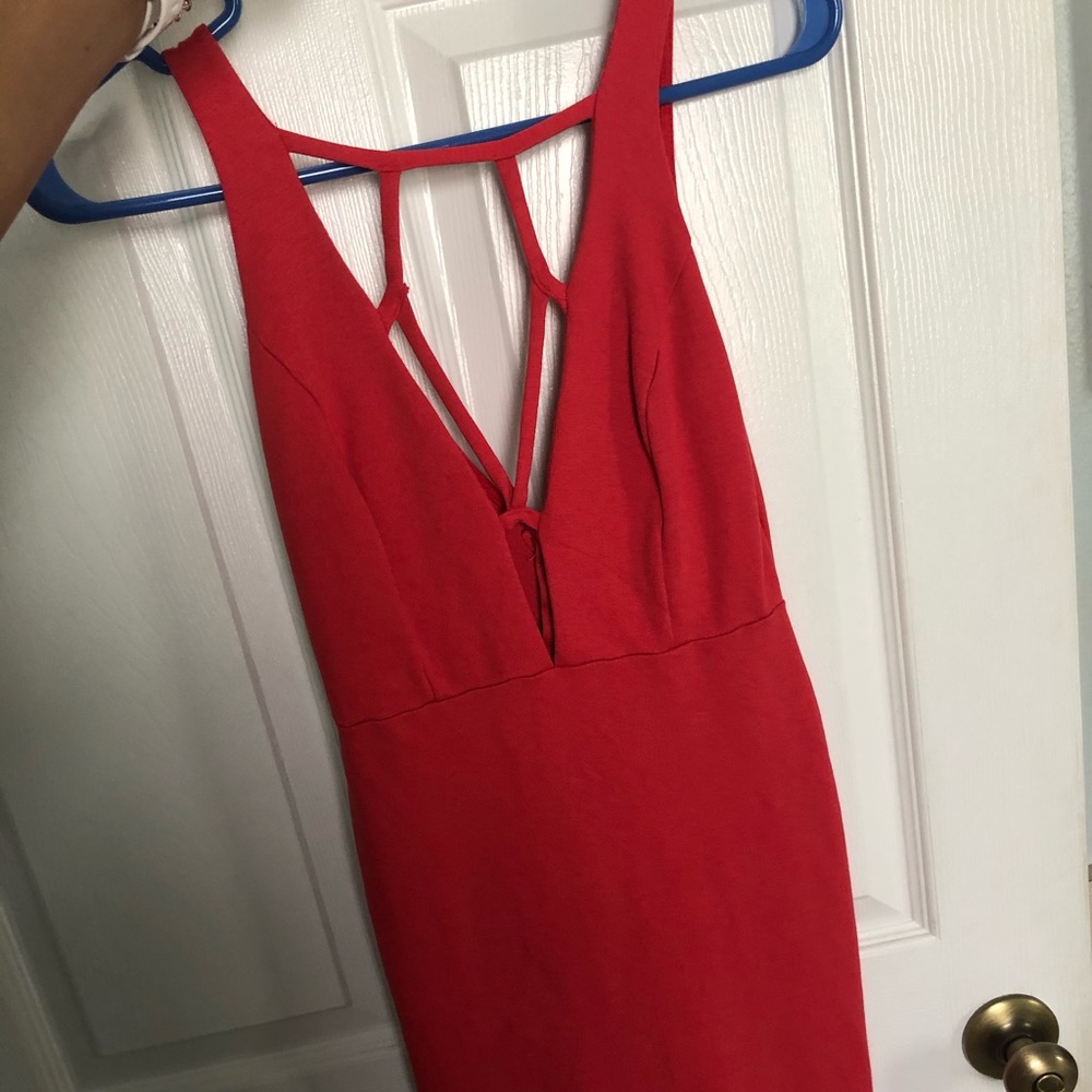 Red bodycon dress